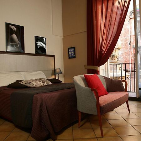 Caravaggio Hotel Naples Luaran gambar