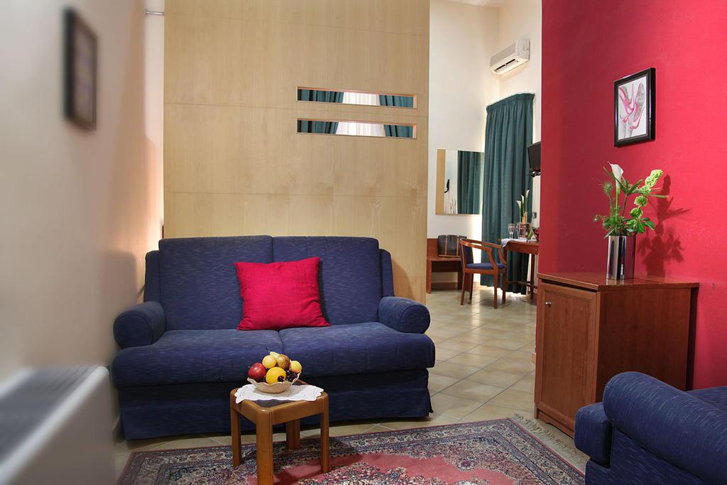 Caravaggio Hotel Naples Luaran gambar