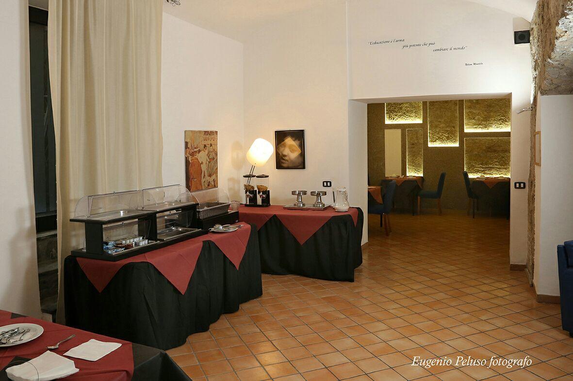 Caravaggio Hotel Naples Luaran gambar